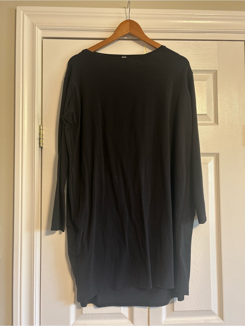 Lululemon Back In Action Long Sleeve Classic Black Women's Dress